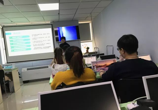 計算機專業(yè)畢業(yè)學(xué)員有必要參加IT培訓(xùn)嗎